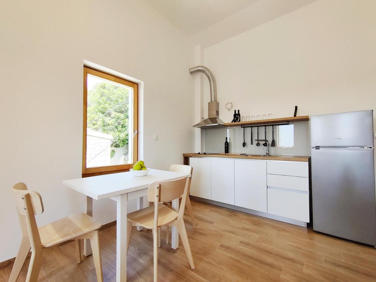 Brand New Apt W Balcony & Perfect Seaview At Center Hvar Town Buitenkant foto