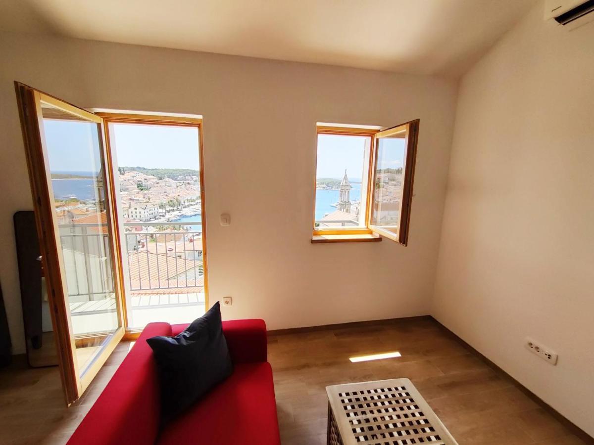 Brand New Apt W Balcony & Perfect Seaview At Center Hvar Town Buitenkant foto