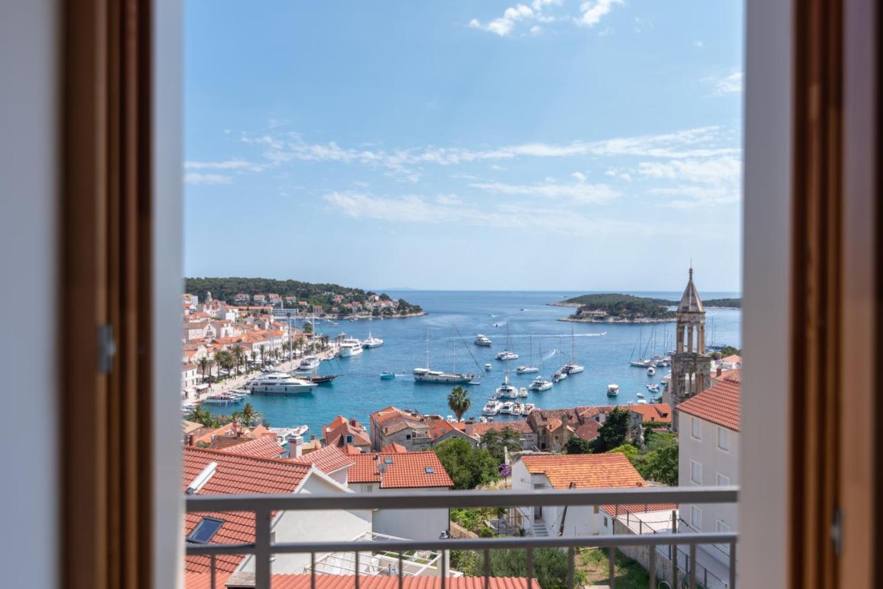 Brand New Apt W Balcony & Perfect Seaview At Center Hvar Town Buitenkant foto