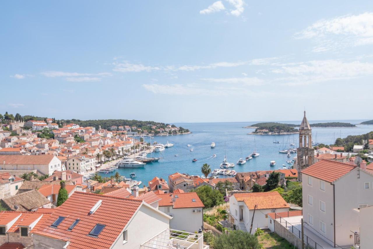 Brand New Apt W Balcony & Perfect Seaview At Center Hvar Town Buitenkant foto